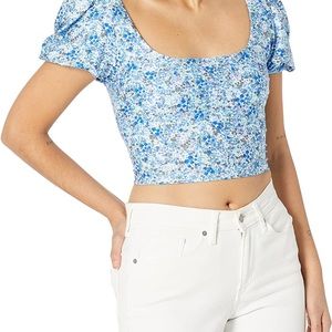Splendid puff sleeve ruffle floral sleeve swim top medium crop top